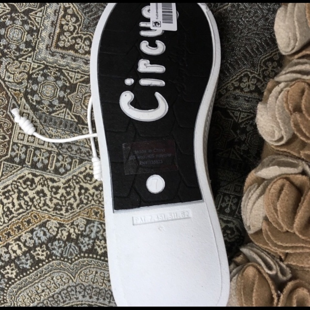 Soho Circus Sam Edelman gray high top sneaker - Picture 6 of 7